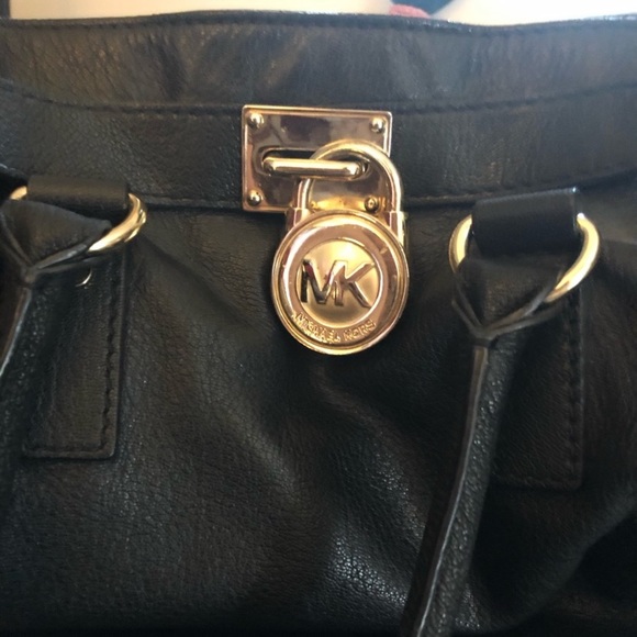 *SOLD* Michael Kors large Hamilton Satchel - Picture 5 of 6